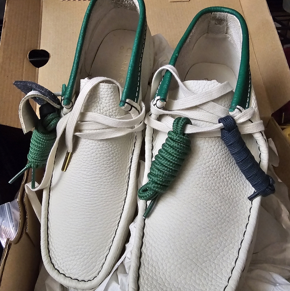 CLARKS WALLABEE White and Green WOMENS